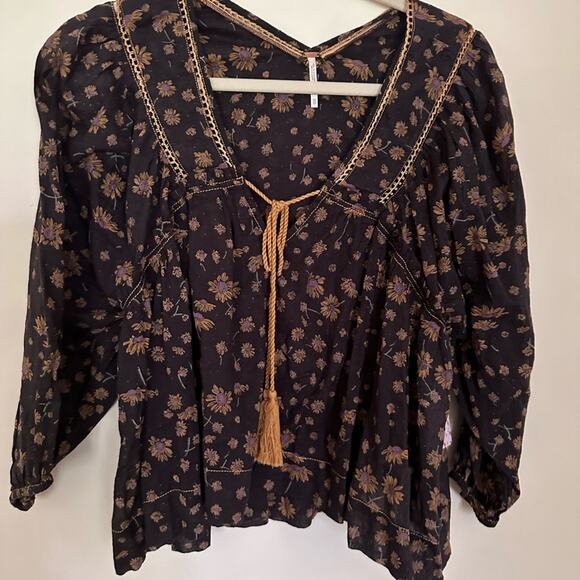 Free People Women’s Never a Dull Moment Floral Peasant Blouse size XS New - Picture 4 of 9